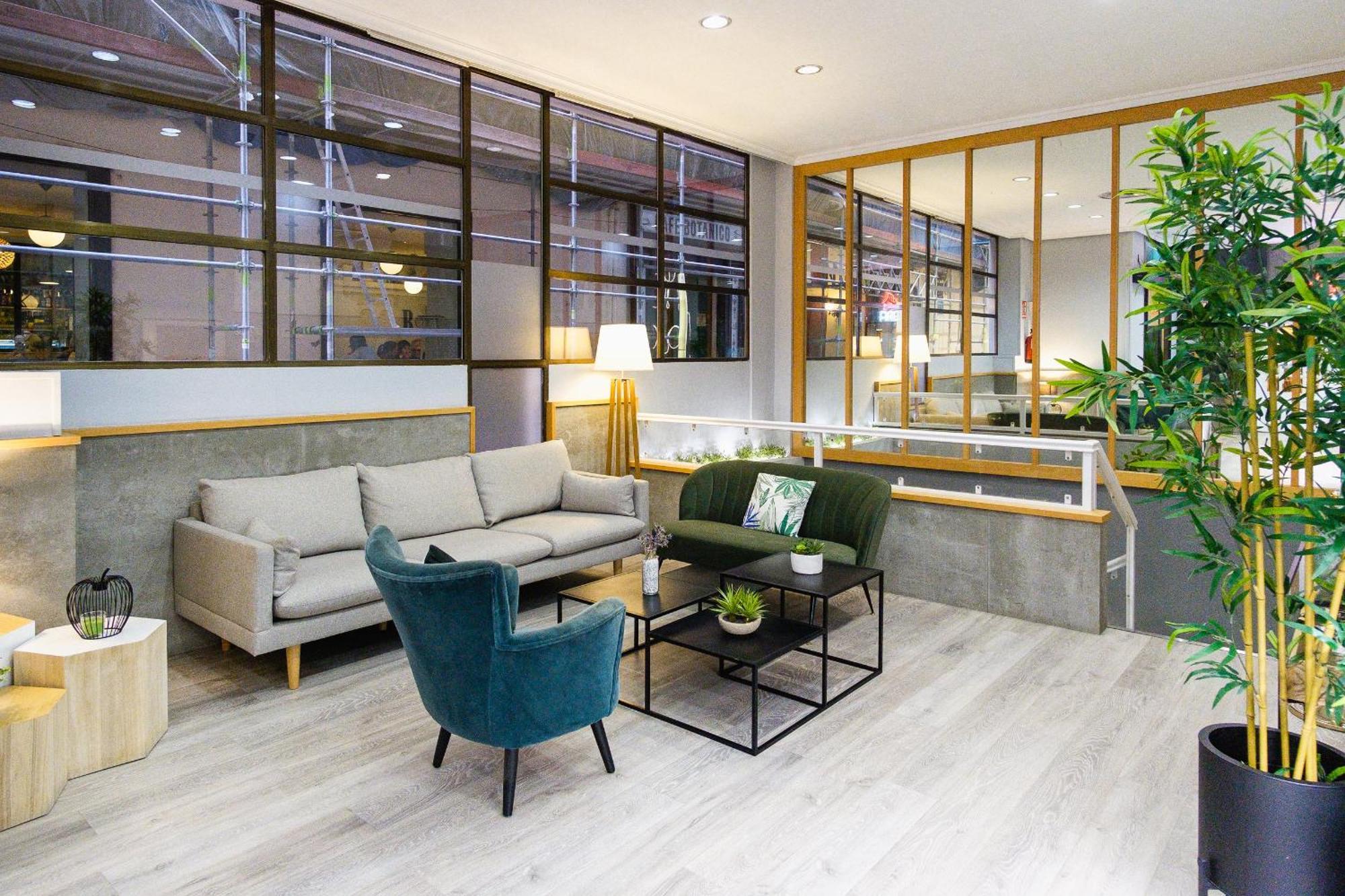 Vtz Hotel El Principe Сарагоса Екстериор снимка