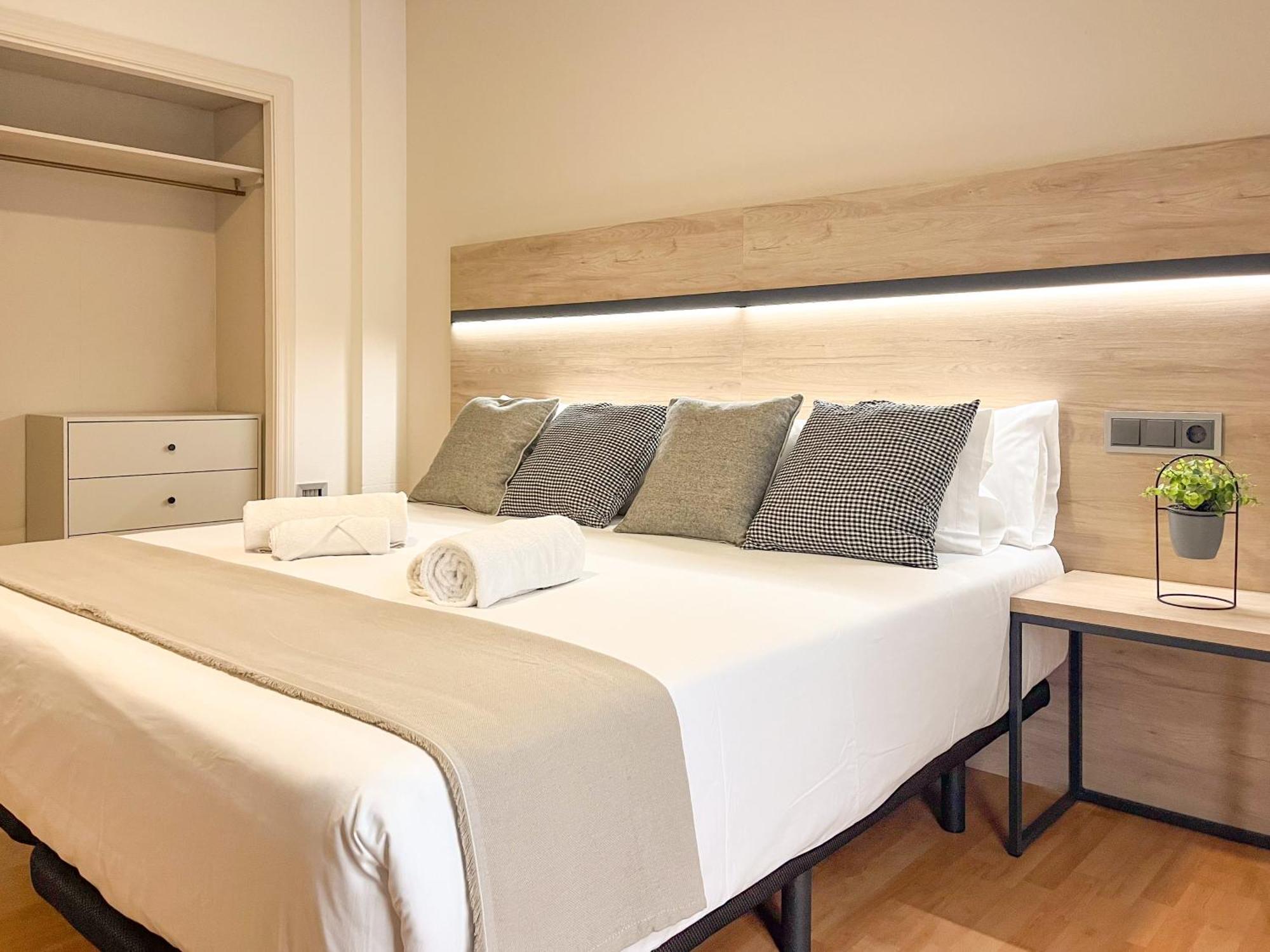 Vtz Hotel El Principe Сарагоса Екстериор снимка